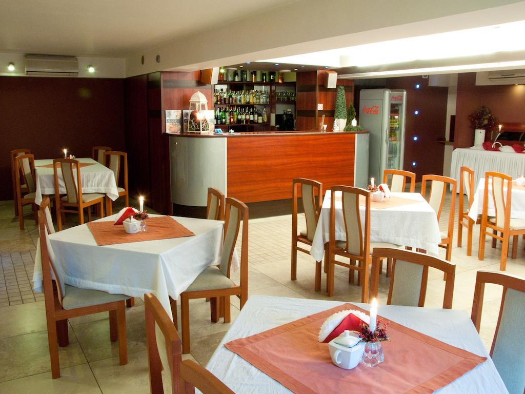 Hotel Zagiel Niewiesze Εξωτερικό φωτογραφία